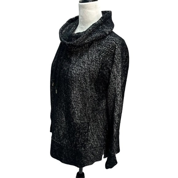 BLACK/WHITE🖤FUNNEL Neck Sweatshirt Sweater Top Size M - Picture 2 of 10